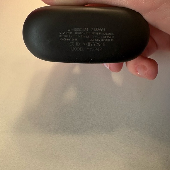 Sony noise canceling earbuds - Picture 9 of 9